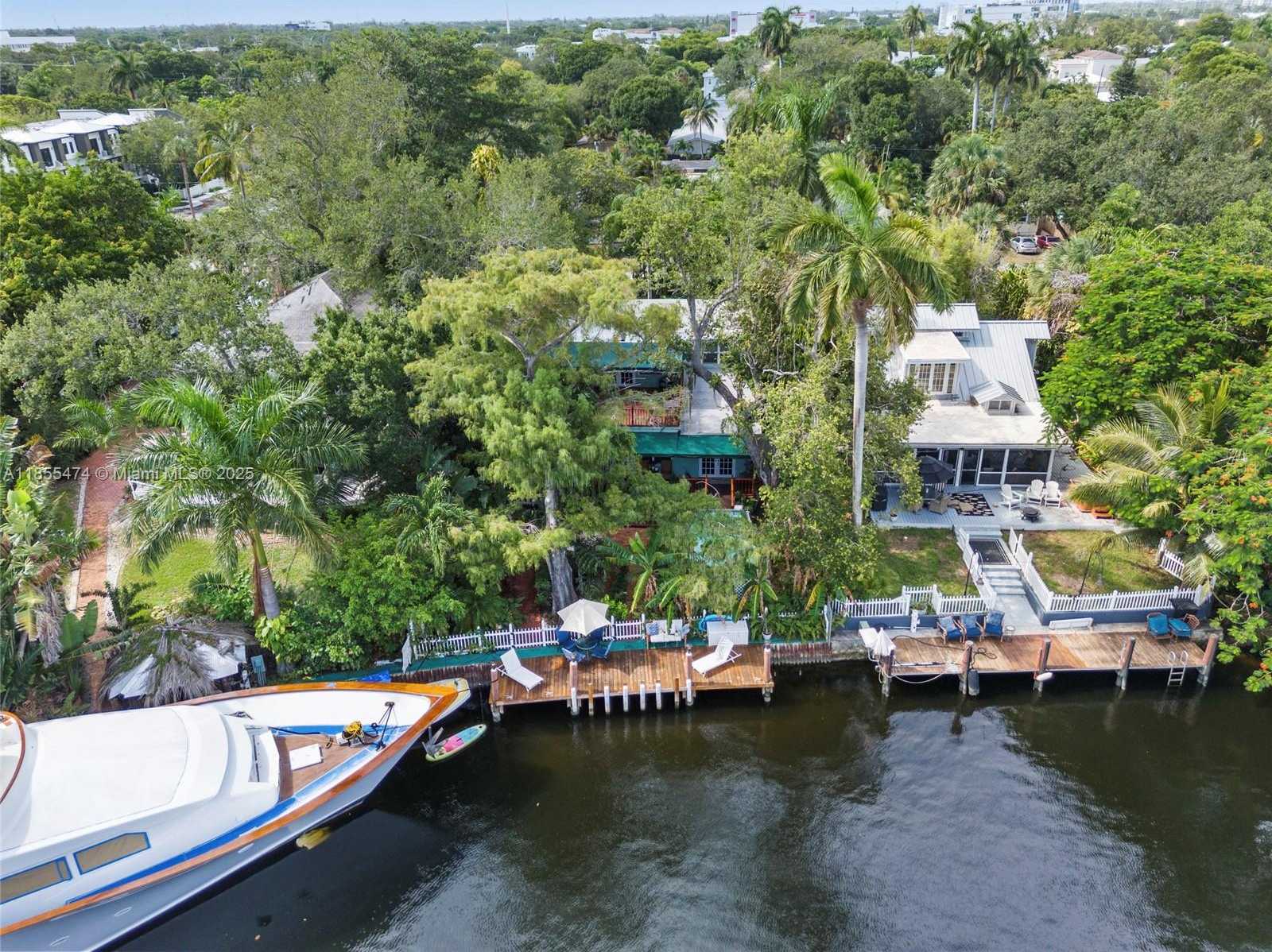 Small Image of 918 TEQUESTA ST, Fort Lauderdale Number 33