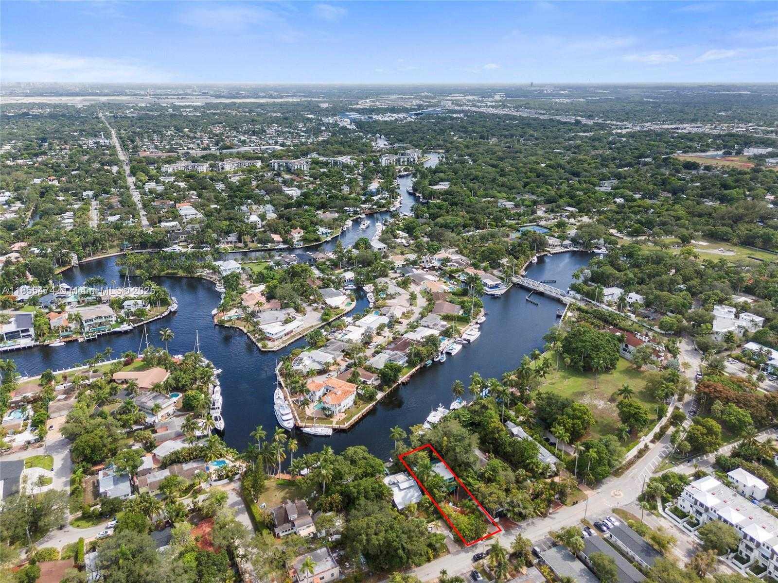 Small Image of 918 TEQUESTA ST, Fort Lauderdale Number 38
