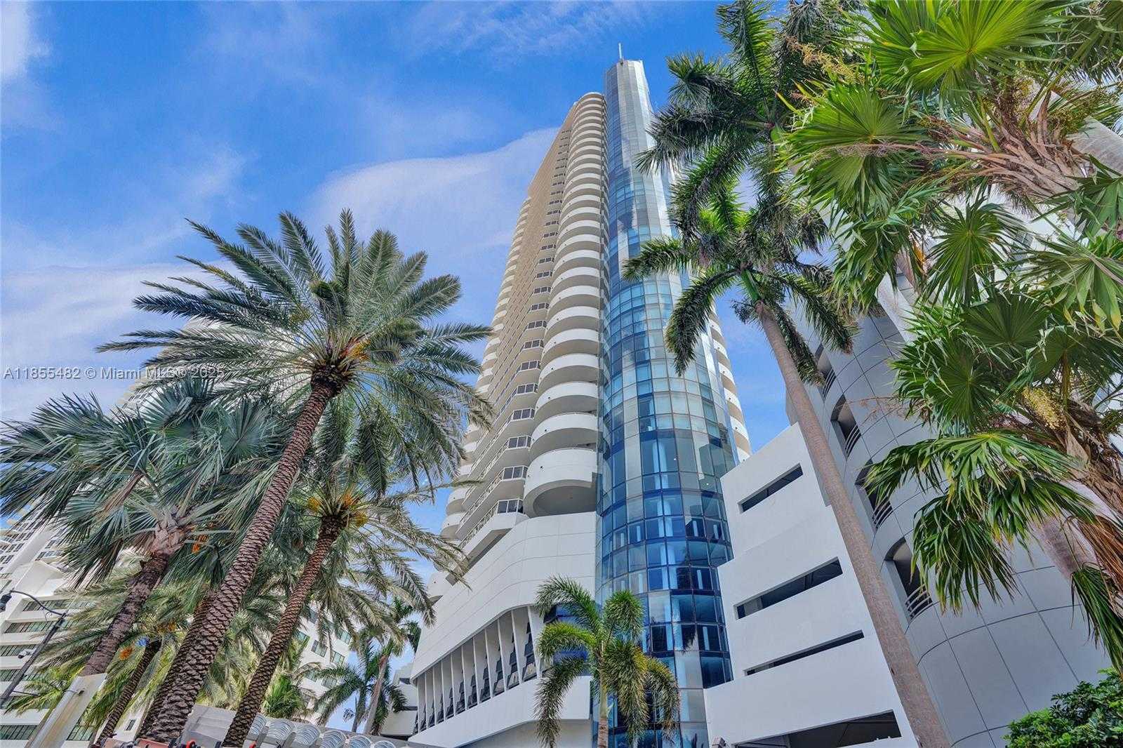 Small Image of 6301 COLLINS AVE #2805, Miami Beach Number 2