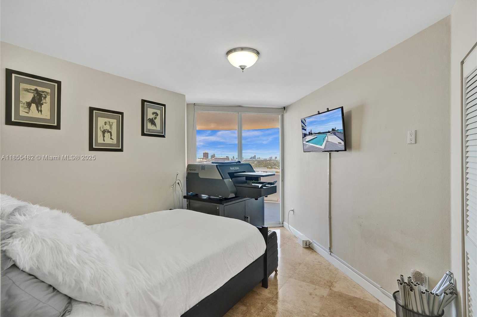 Small Image of 6301 COLLINS AVE #2805, Miami Beach Number 29