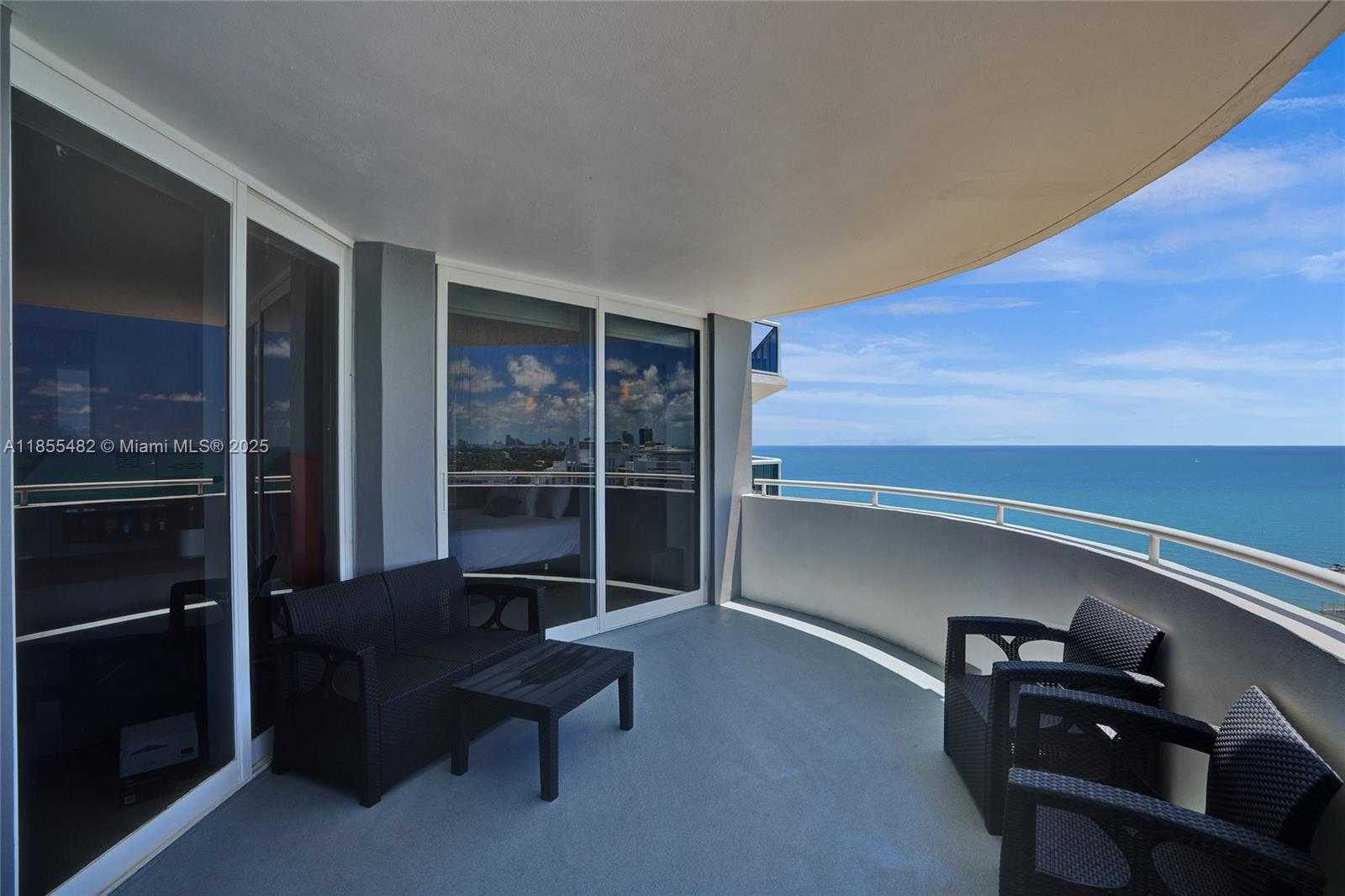 Small Image of 6301 COLLINS AVE #2805, Miami Beach Number 37