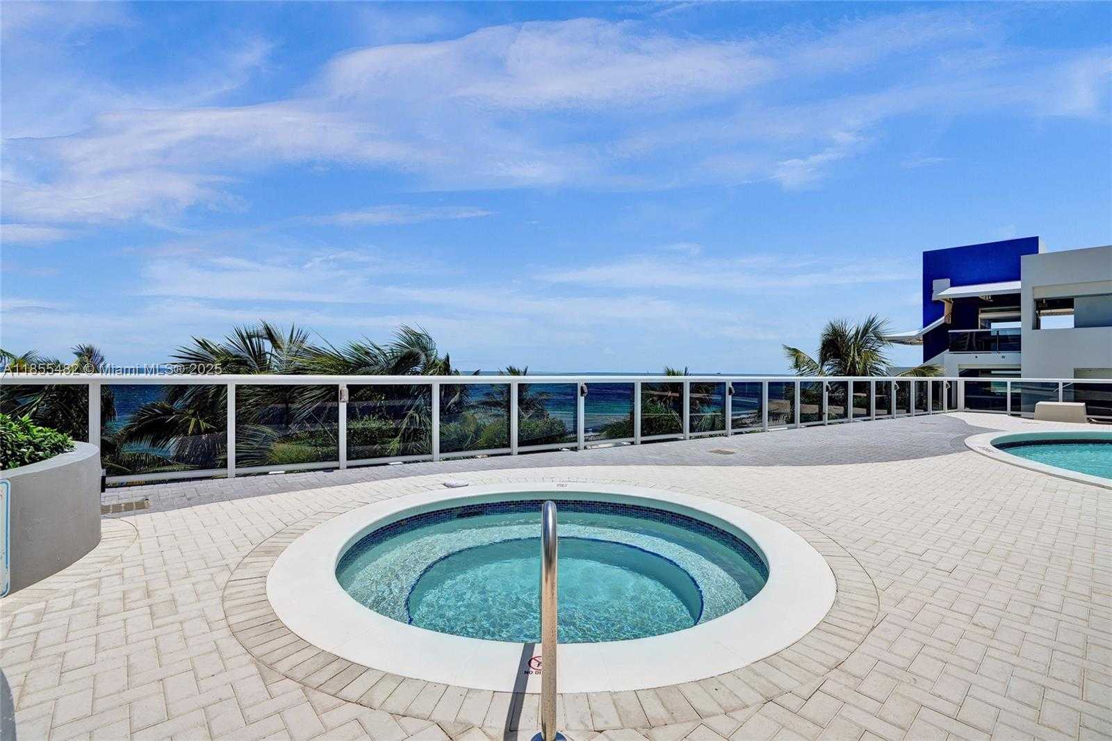 Small Image of 6301 COLLINS AVE #2805, Miami Beach Number 56
