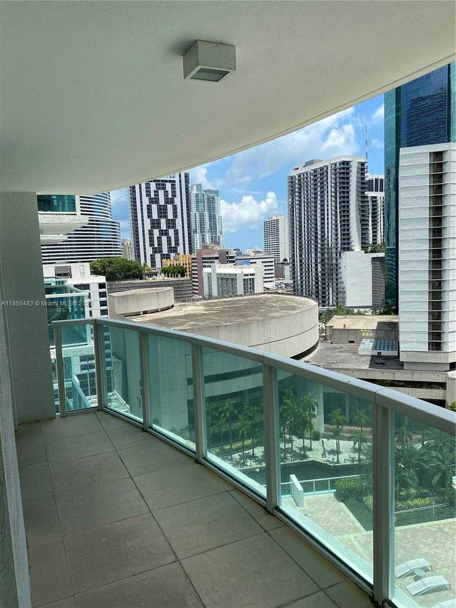 Small Image of 31 SOUTH EAST 5TH ST #1806, Miami Number 3