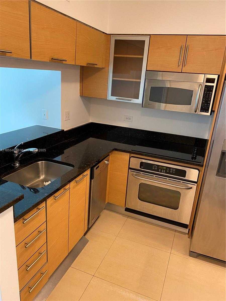 Small Image of 31 SOUTH EAST 5TH ST #1806, Miami Number 7