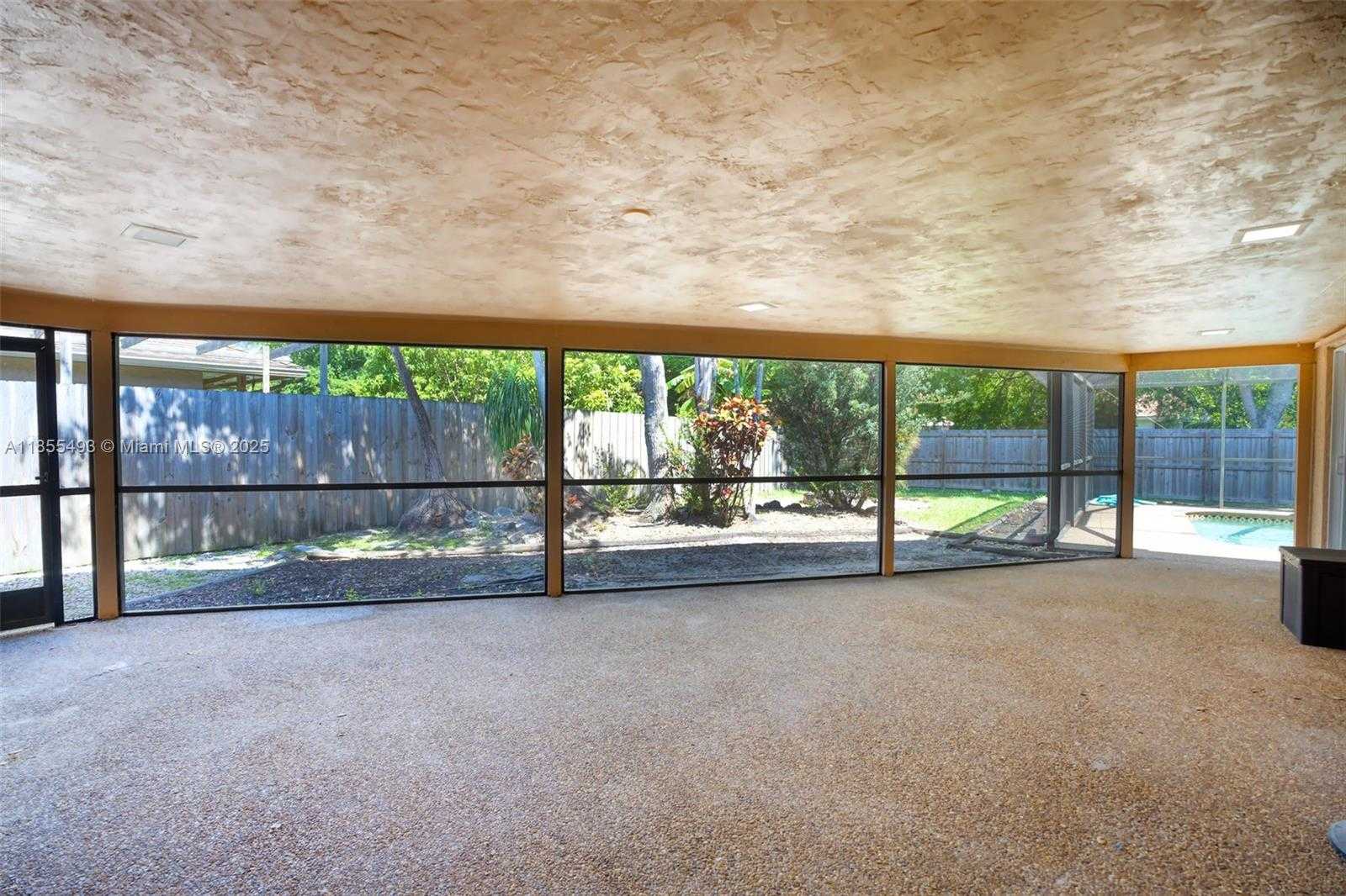 Small Image of 6955 NORTH WEST 18TH ST, Margate Number 43