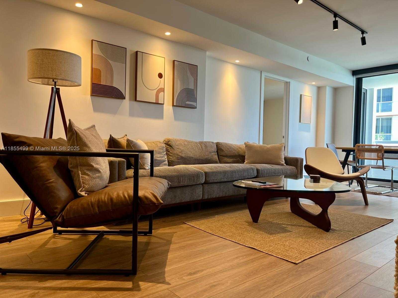 Small Image of 6820 INDIAN CREEK DR #5C, Miami Beach Number 2