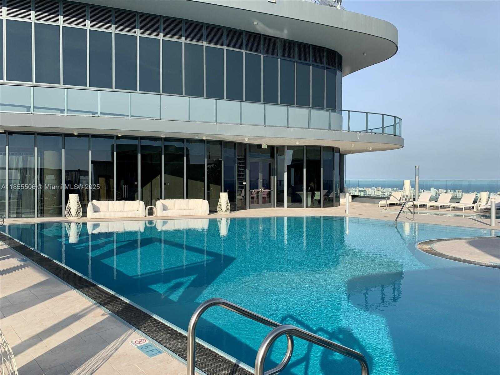 Small Image of 1000 BRICKELL PLZ #1805, Miami Number 29