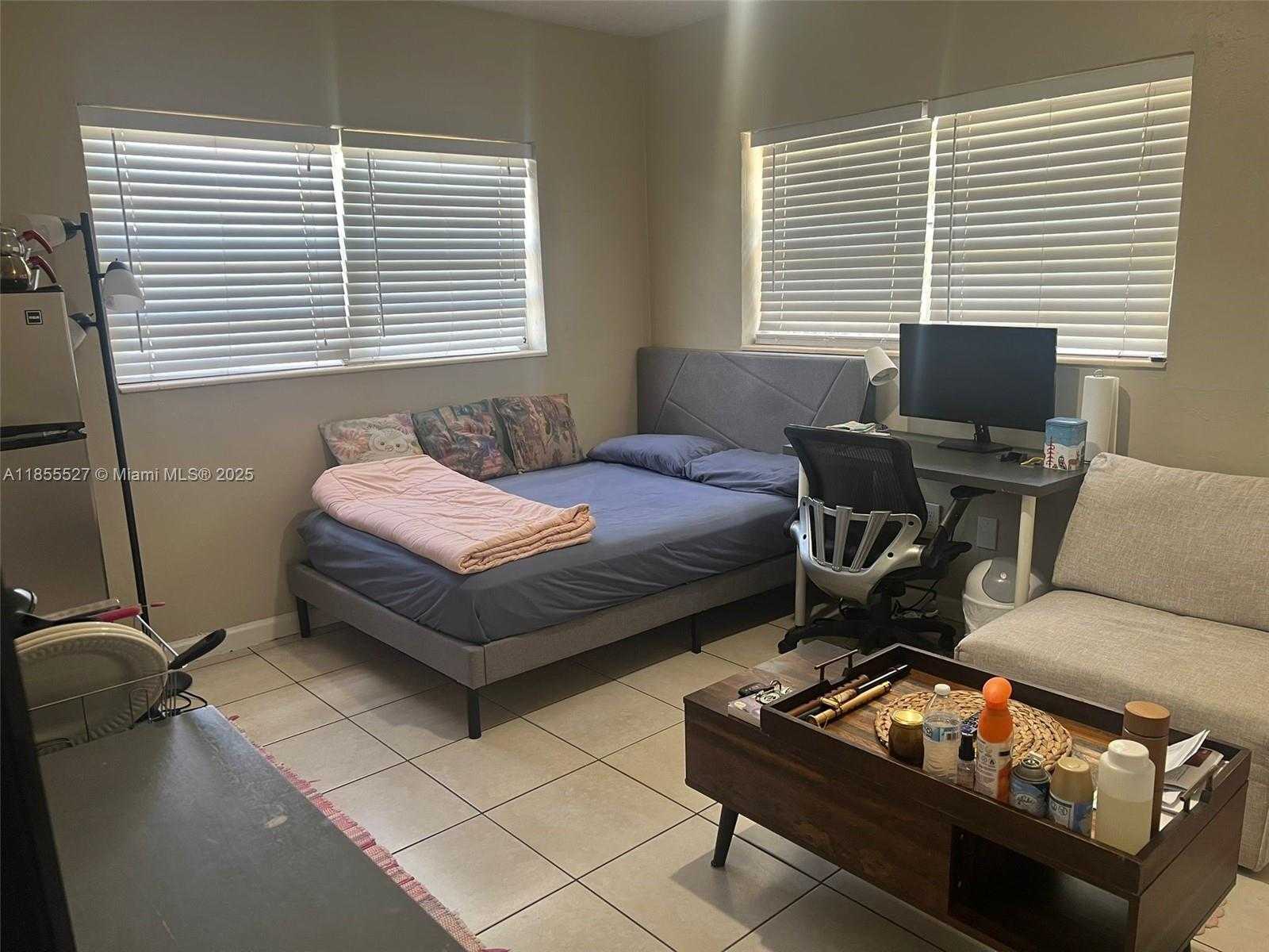 Small Image of 3310 AUBURN BLVD #B, Fort Lauderdale Number 13