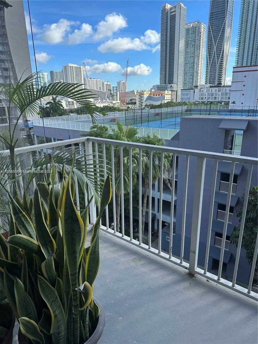 Small Image of 850 NORTH MIAMI AVE #W-710, Miami Number 10