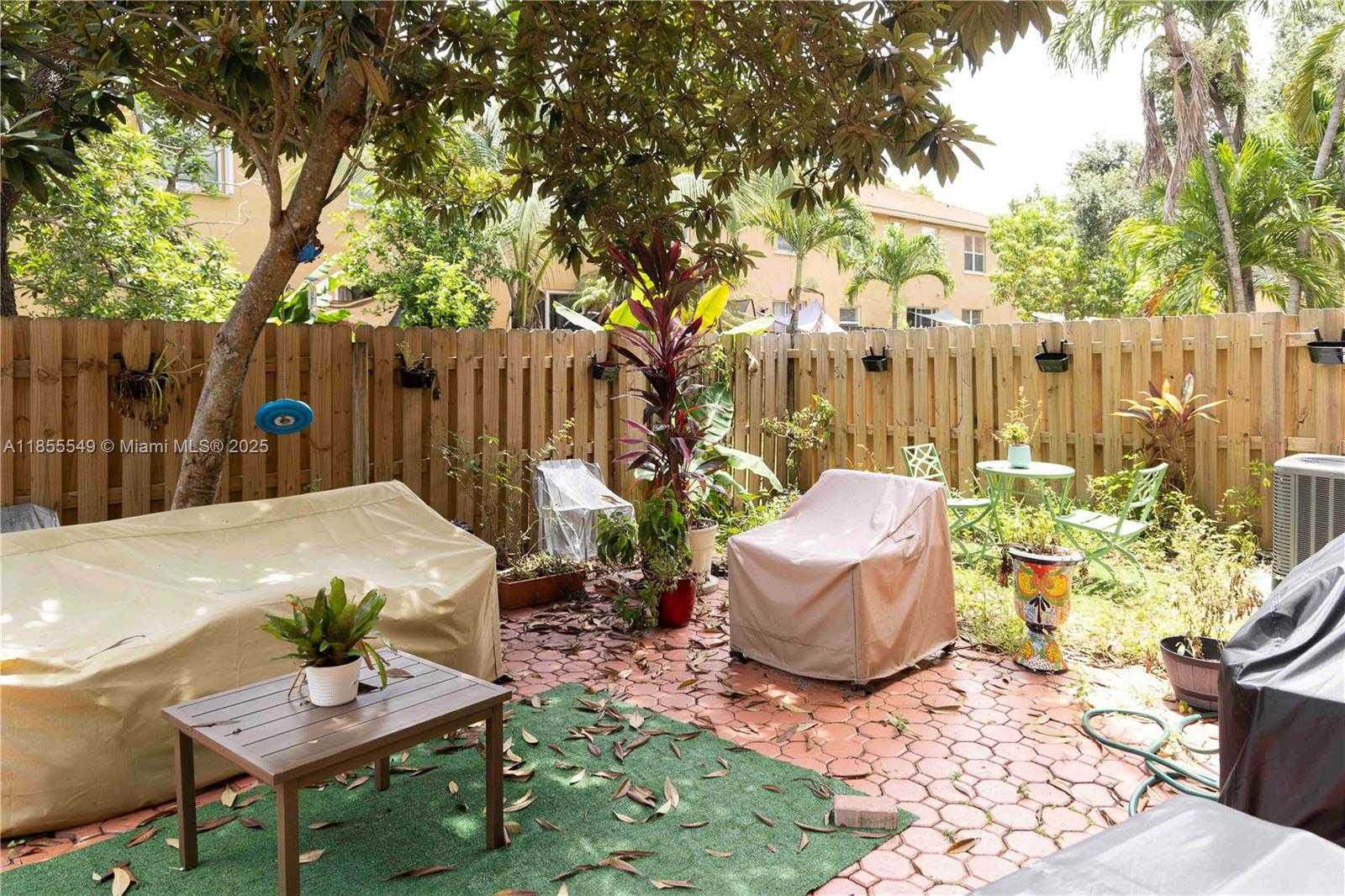 Small Image of 873 NORTH WEST 135TH AVE, Pembroke Pines Number 26