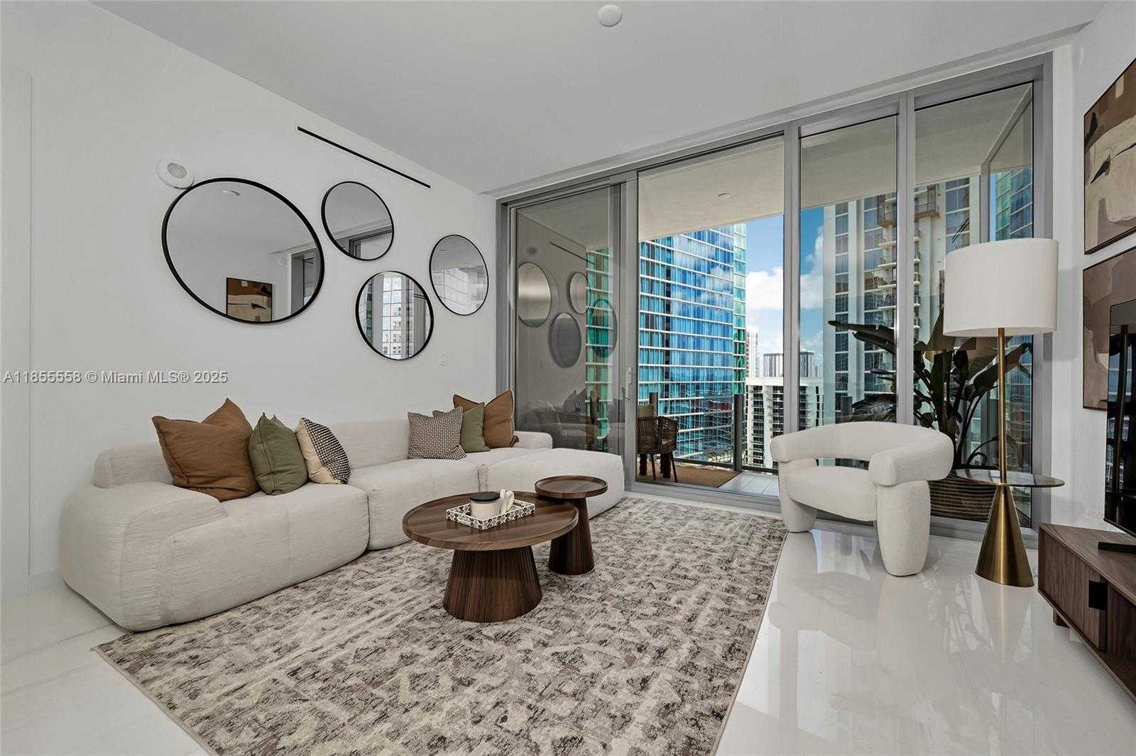 Small Image of 300 BISCAYNE BLVD WAY #2809, Miami Number 18