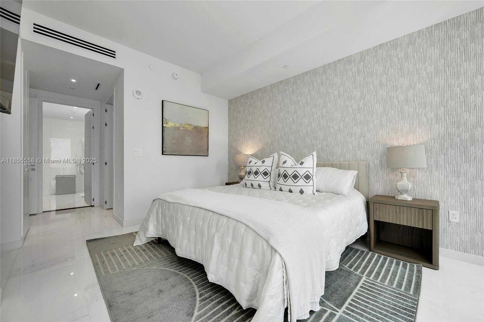Small Image of 300 BISCAYNE BLVD WAY #2809, Miami Number 37