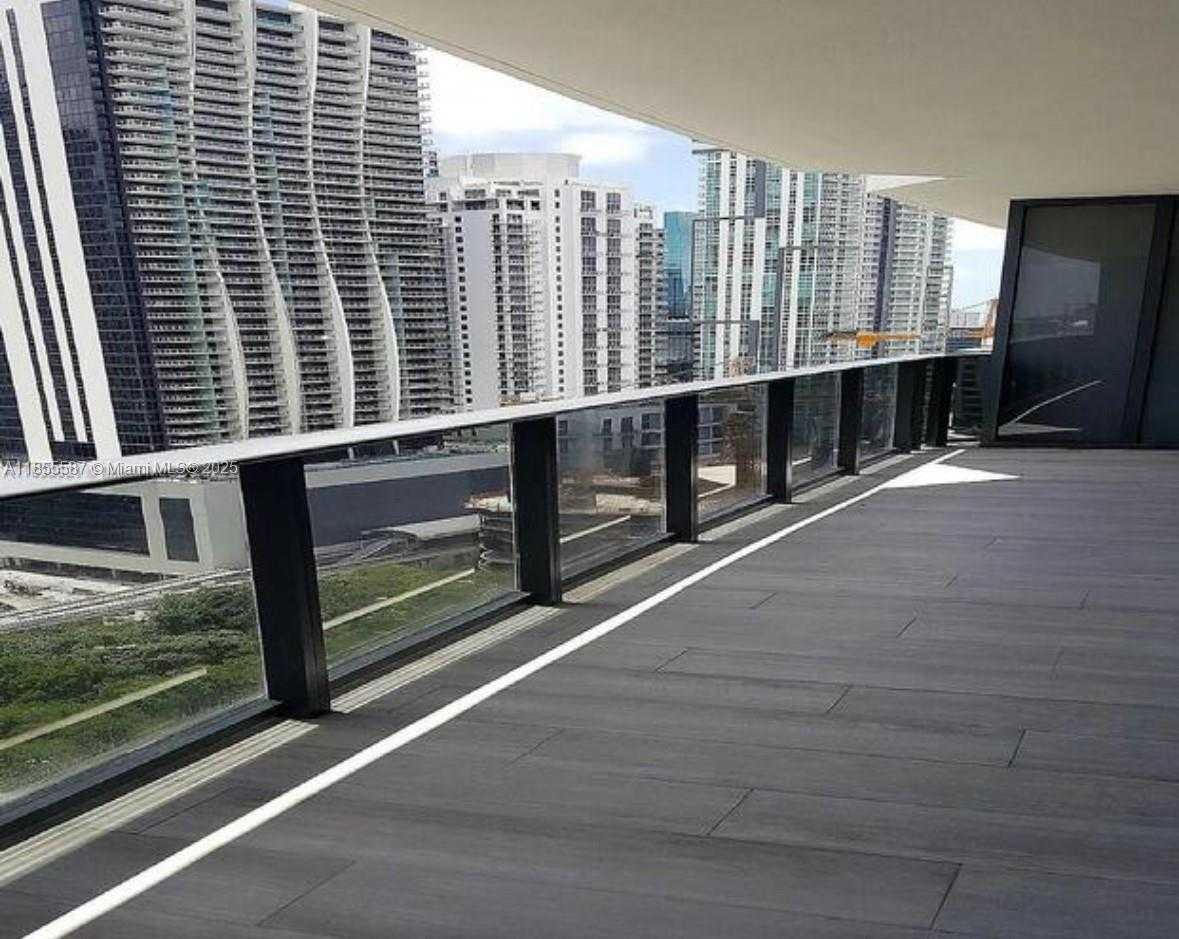 Small Image of 45 SOUTH WEST 9TH ST #2102, Miami Number 2