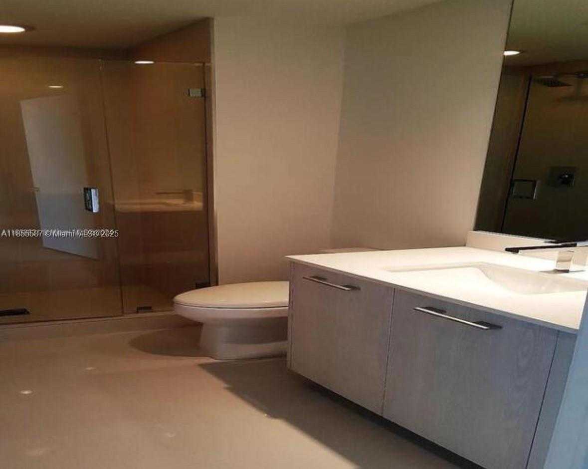 Small Image of 45 SOUTH WEST 9TH ST #2102, Miami Number 9