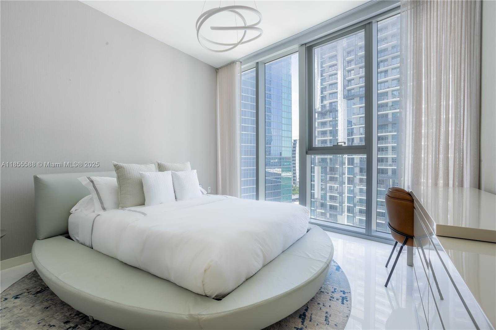 Small Image of 300 BISCAYNE BOULEVARD WAY #2203C, Miami Number 24