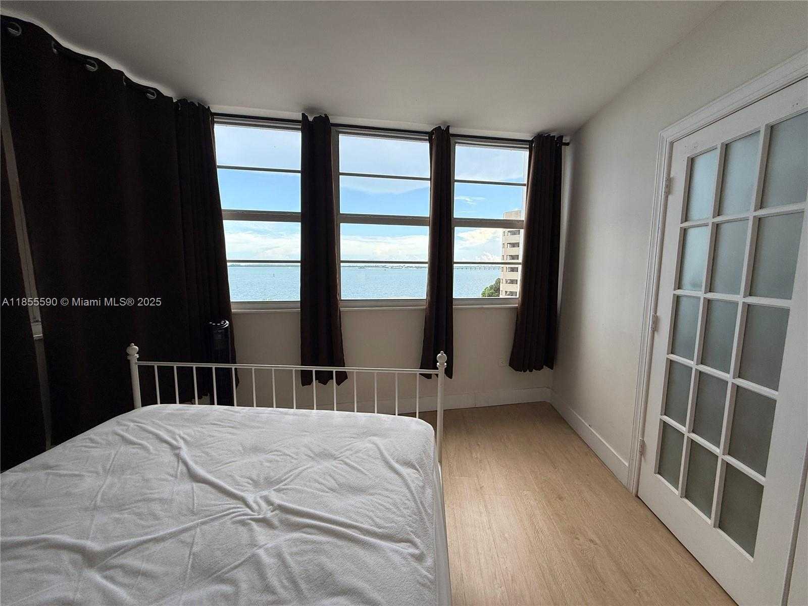 Small Image of 999 BRICKELL BAY DR #604, Miami Number 10