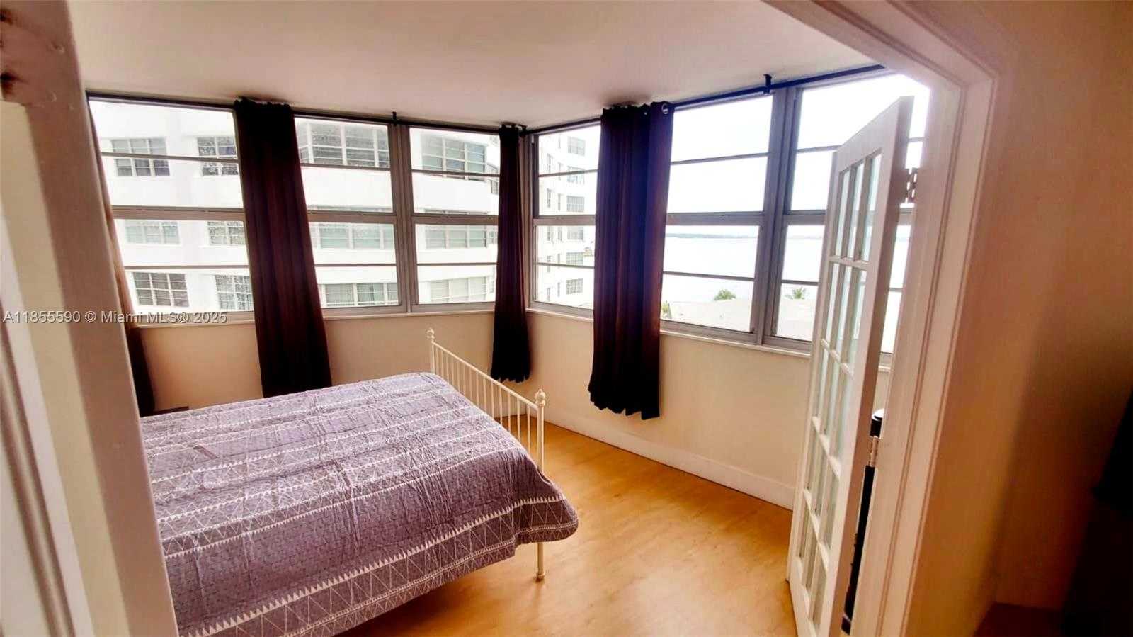 Small Image of 999 BRICKELL BAY DR #604, Miami Number 19