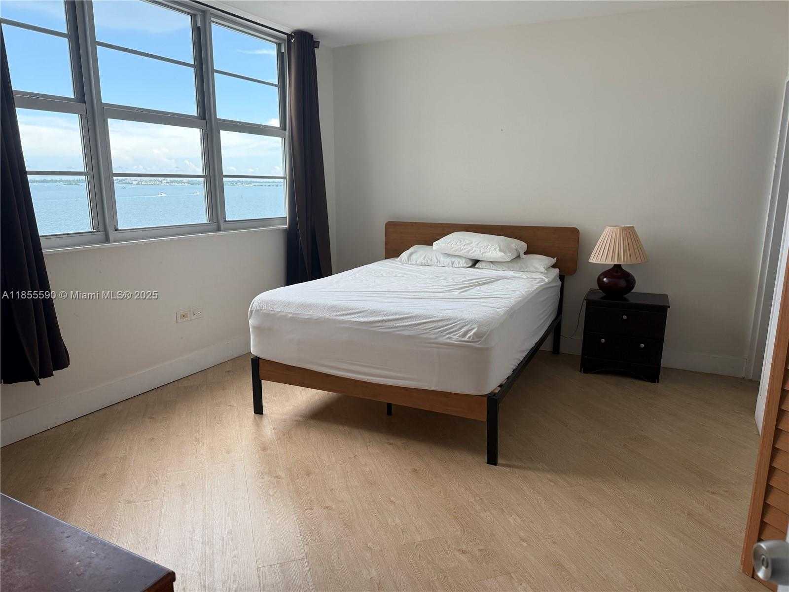 Small Image of 999 BRICKELL BAY DR #604, Miami Number 2