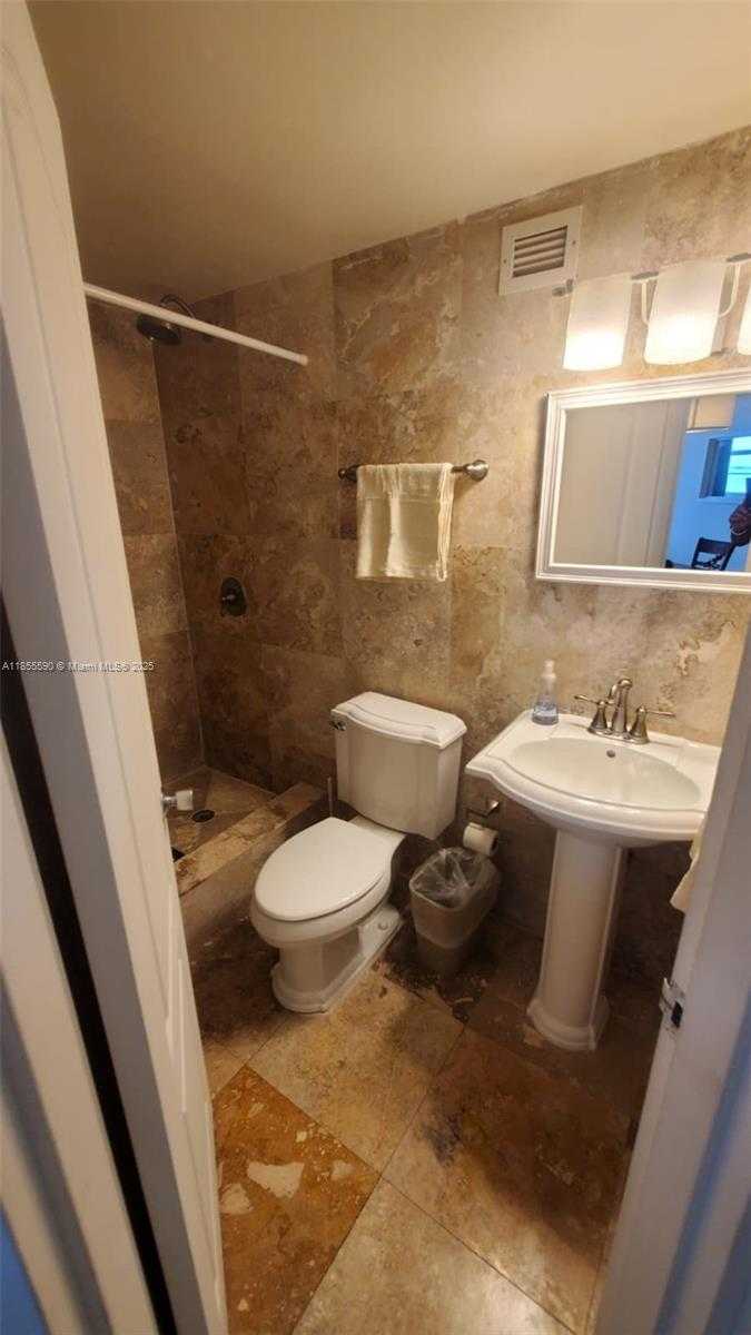 Small Image of 999 BRICKELL BAY DR #604, Miami Number 22