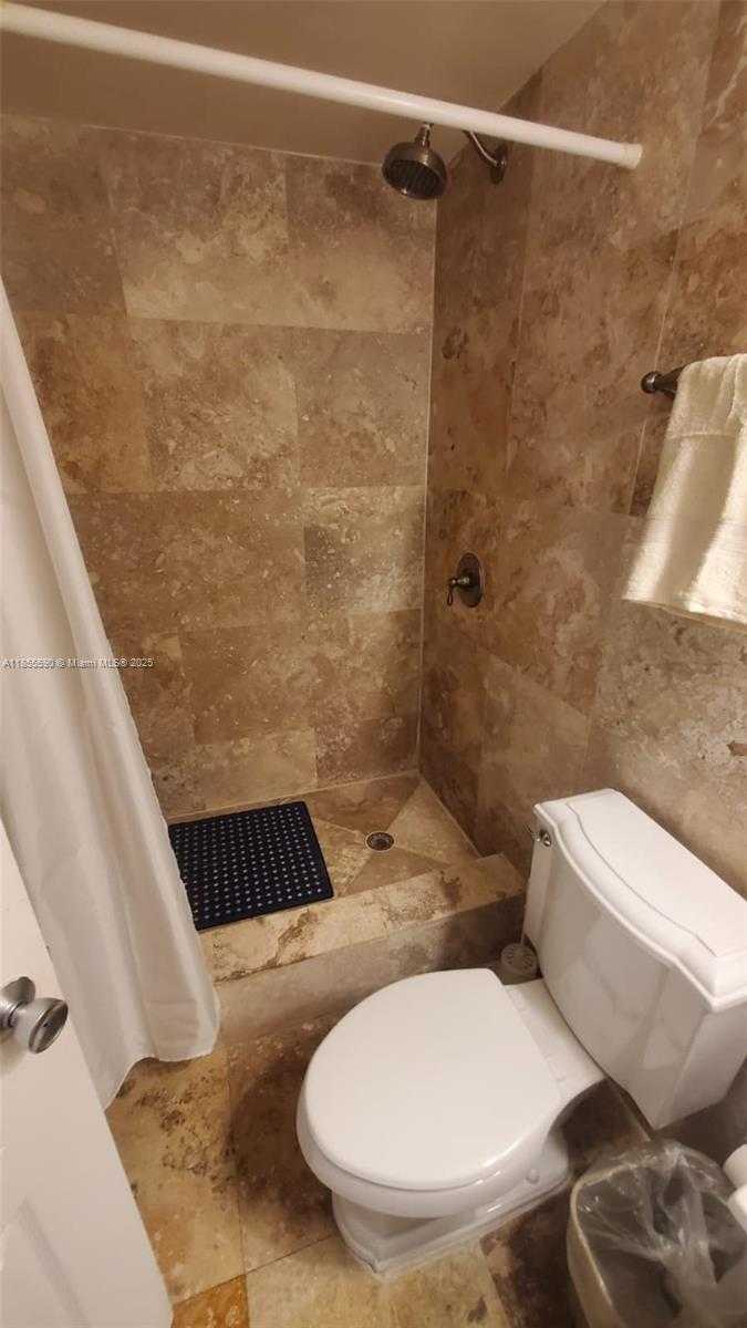 Small Image of 999 BRICKELL BAY DR #604, Miami Number 23