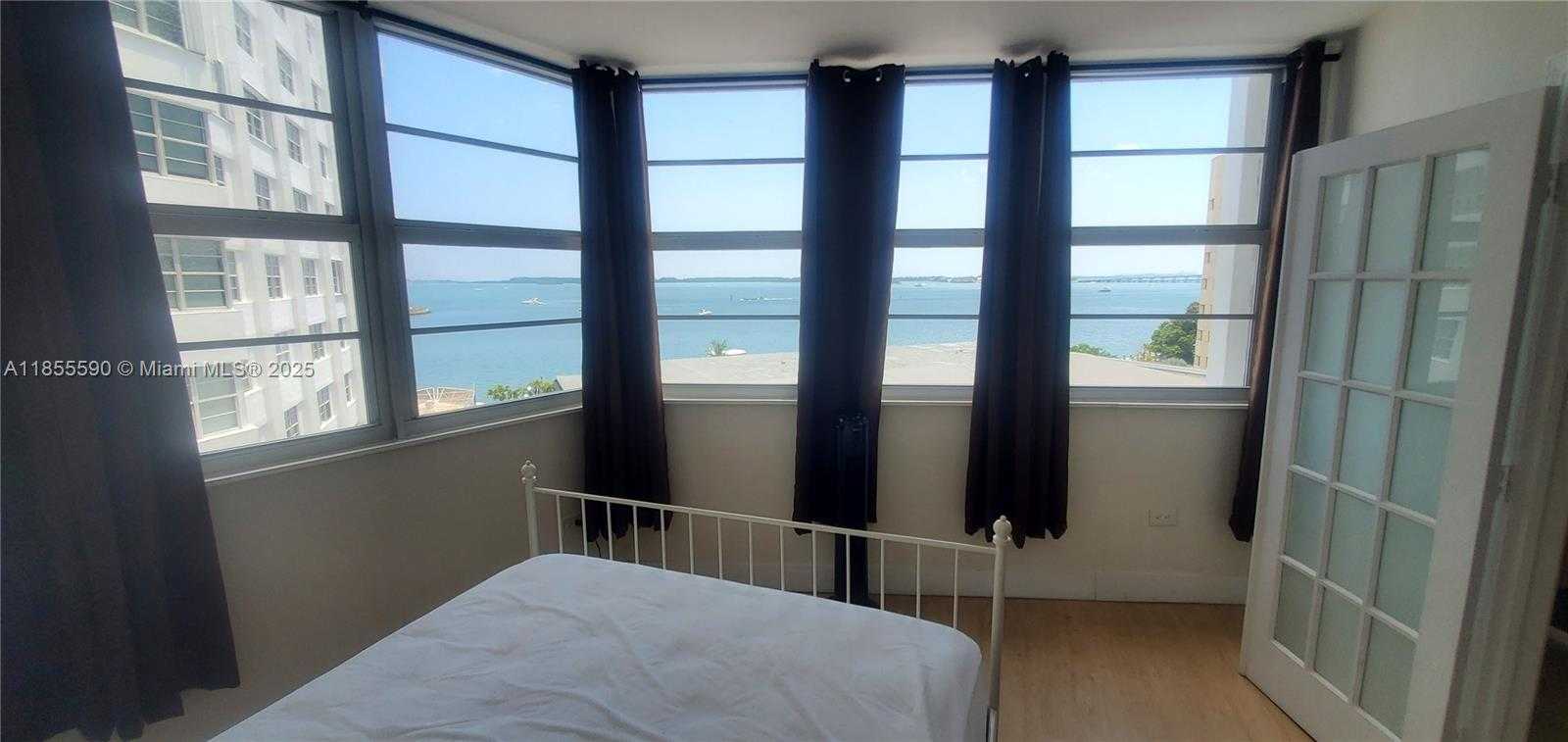 Small Image of 999 BRICKELL BAY DR #604, Miami Number 3