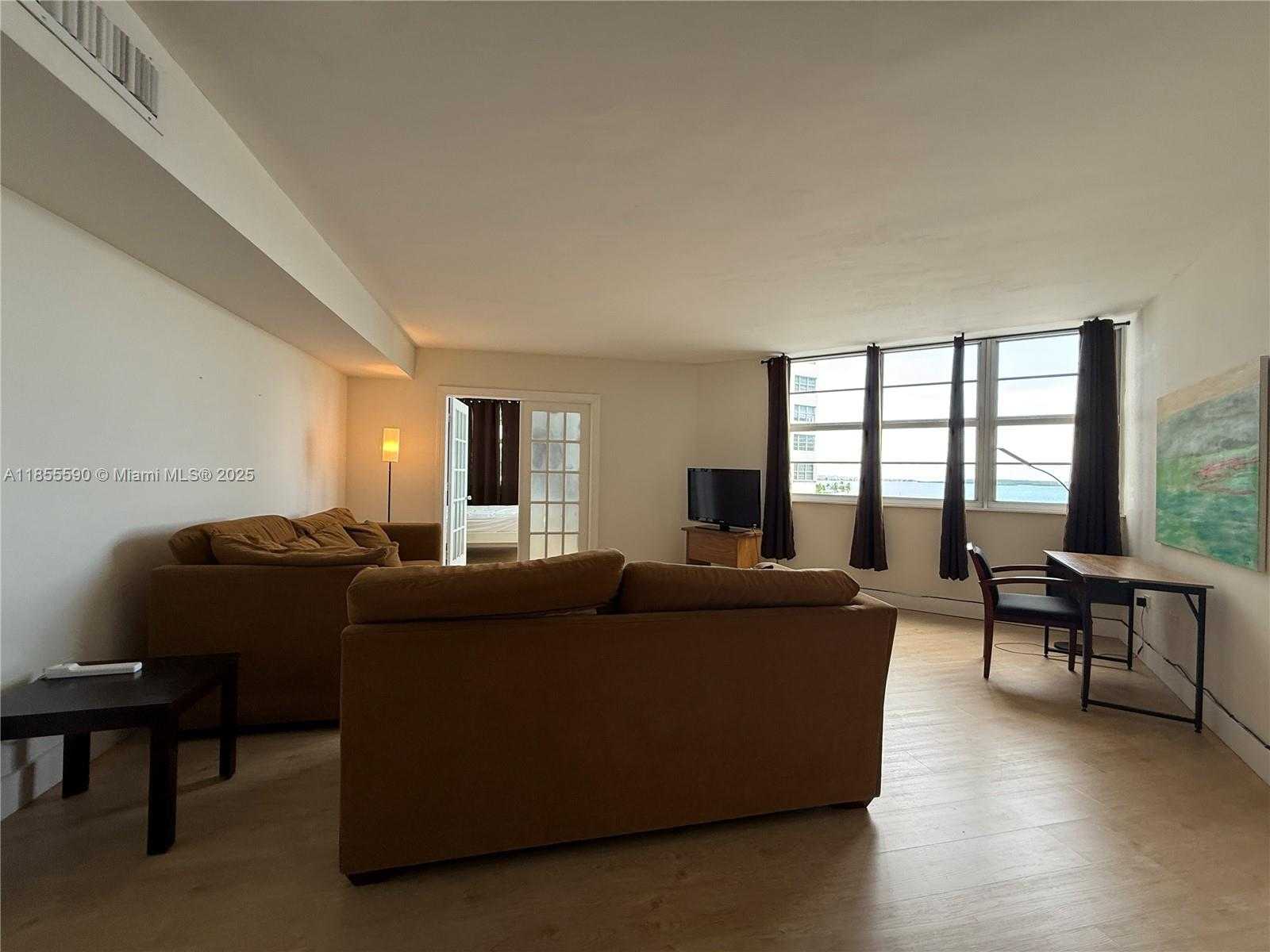 Small Image of 999 BRICKELL BAY DR #604, Miami Number 7