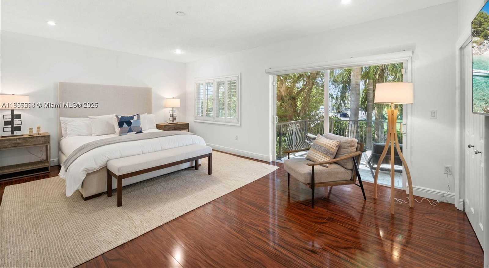 Small Image of 6300 ALLISON RD, Miami Beach Number 28