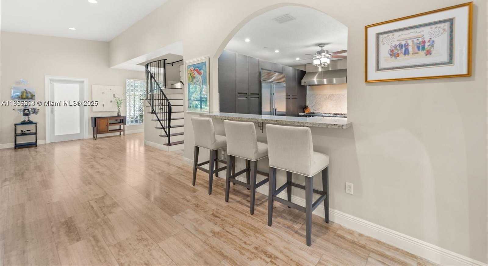 Small Image of 6300 ALLISON RD, Miami Beach Number 66