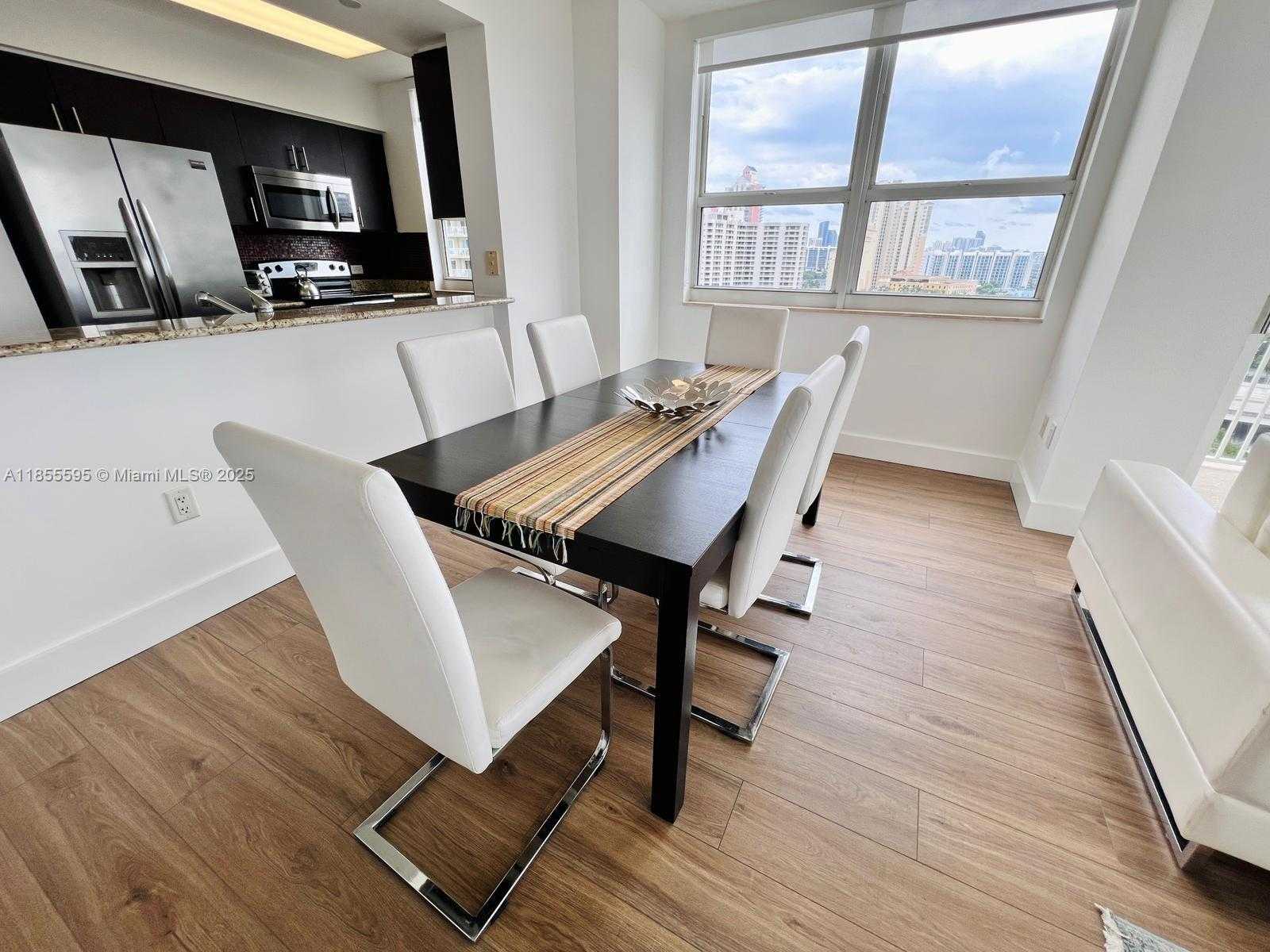 Small Image of 19501 WEST COUNTRY CLUB DR #1408, Aventura Number 11