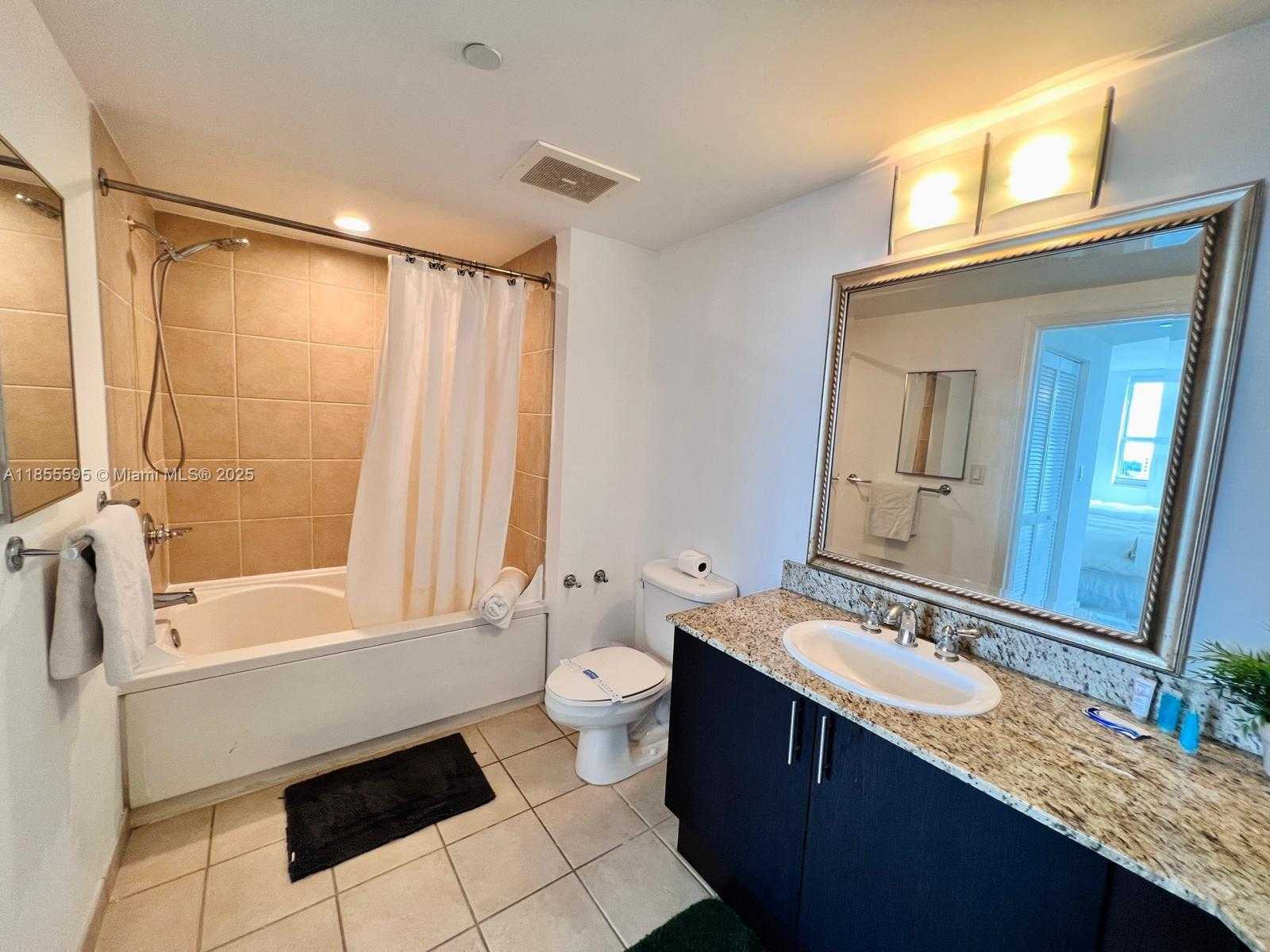 Small Image of 19501 WEST COUNTRY CLUB DR #1408, Aventura Number 21