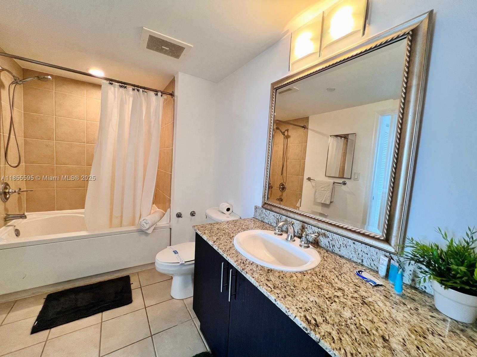 Small Image of 19501 WEST COUNTRY CLUB DR #1408, Aventura Number 22