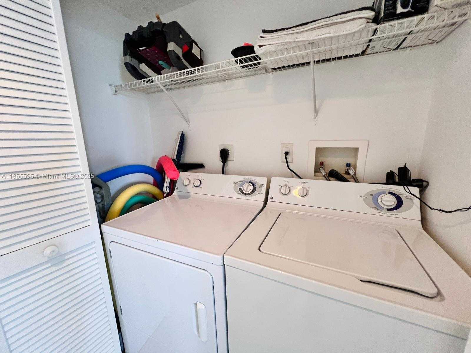 Small Image of 19501 WEST COUNTRY CLUB DR #1408, Aventura Number 25