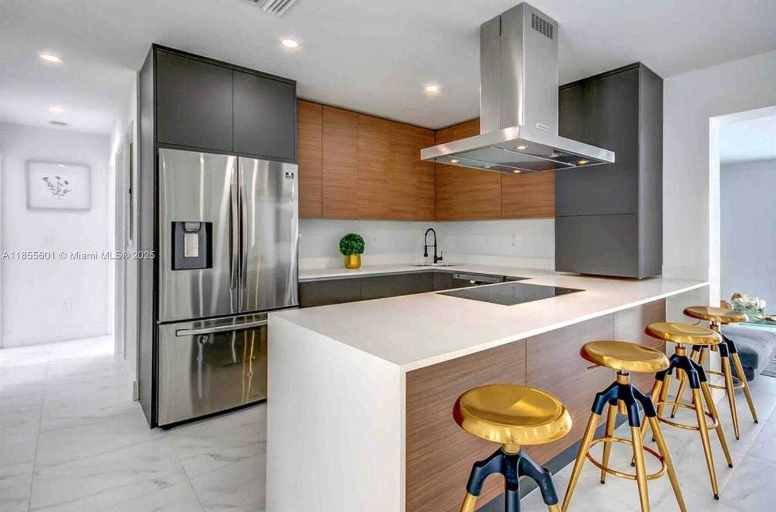 Small Image of 3530 SOUTH WEST 104TH AVE, Miami Number 10