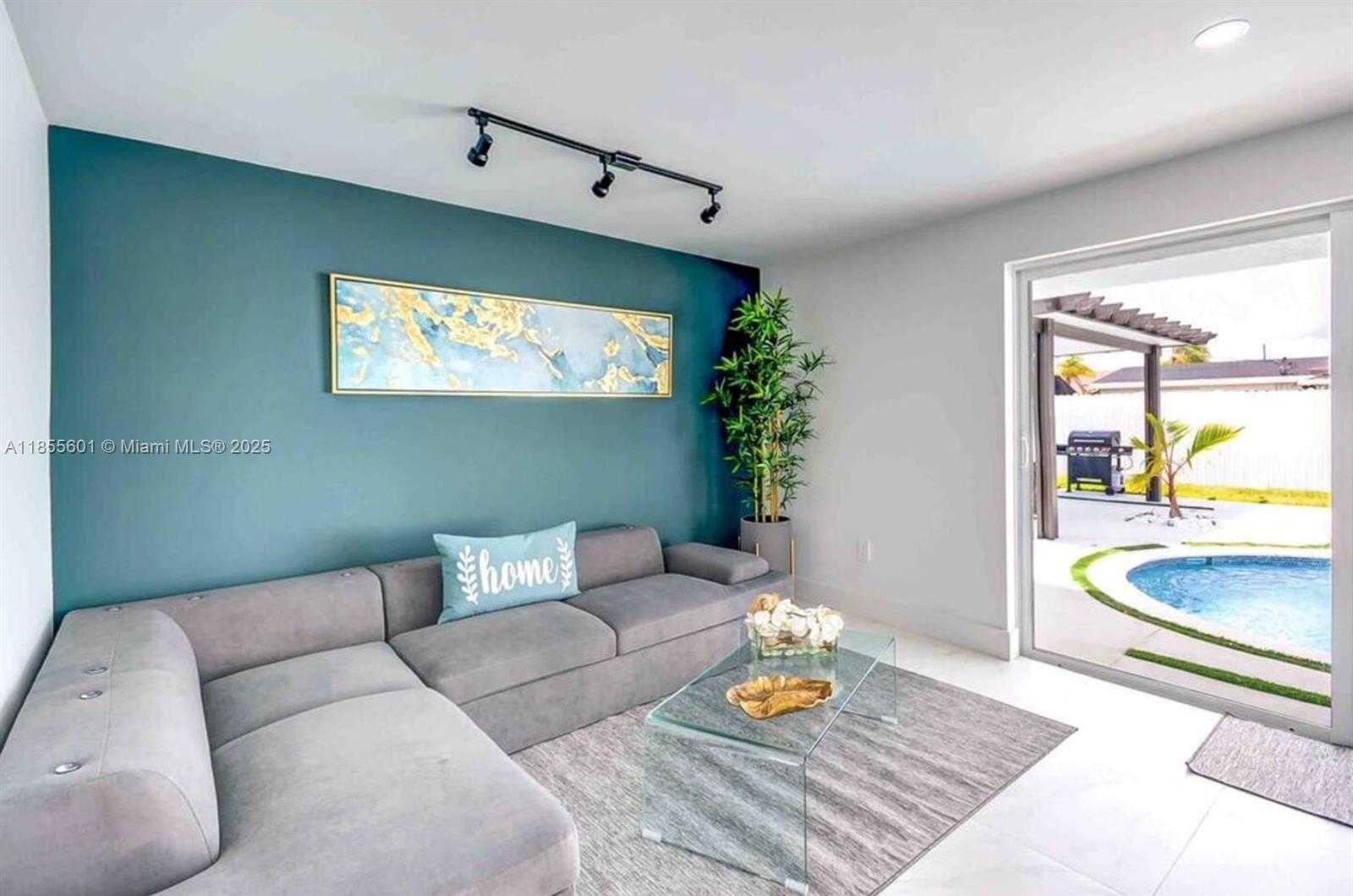 Small Image of 3530 SOUTH WEST 104TH AVE, Miami Number 14