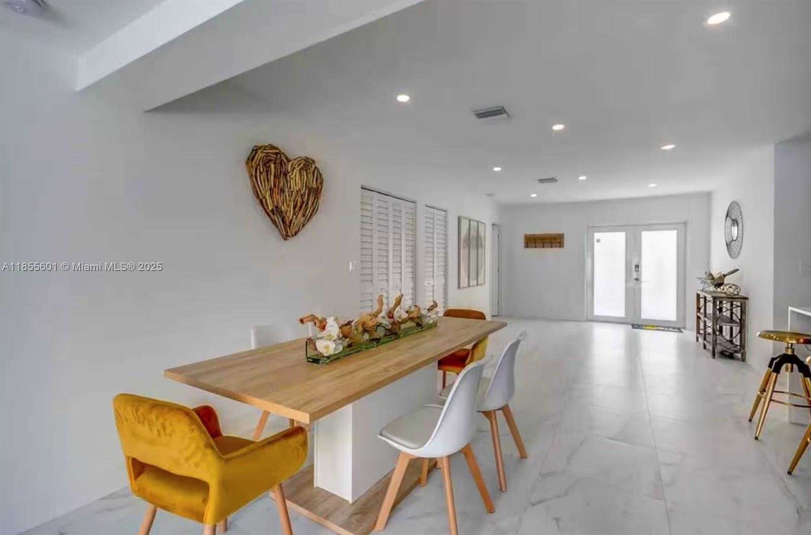 Small Image of 3530 SOUTH WEST 104TH AVE, Miami Number 8