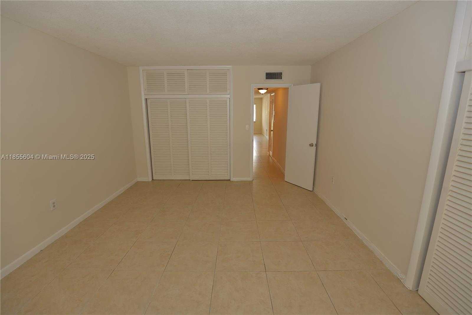 Small Image of 1120 102ND ST #6, Bay Harbor Islands Number 2