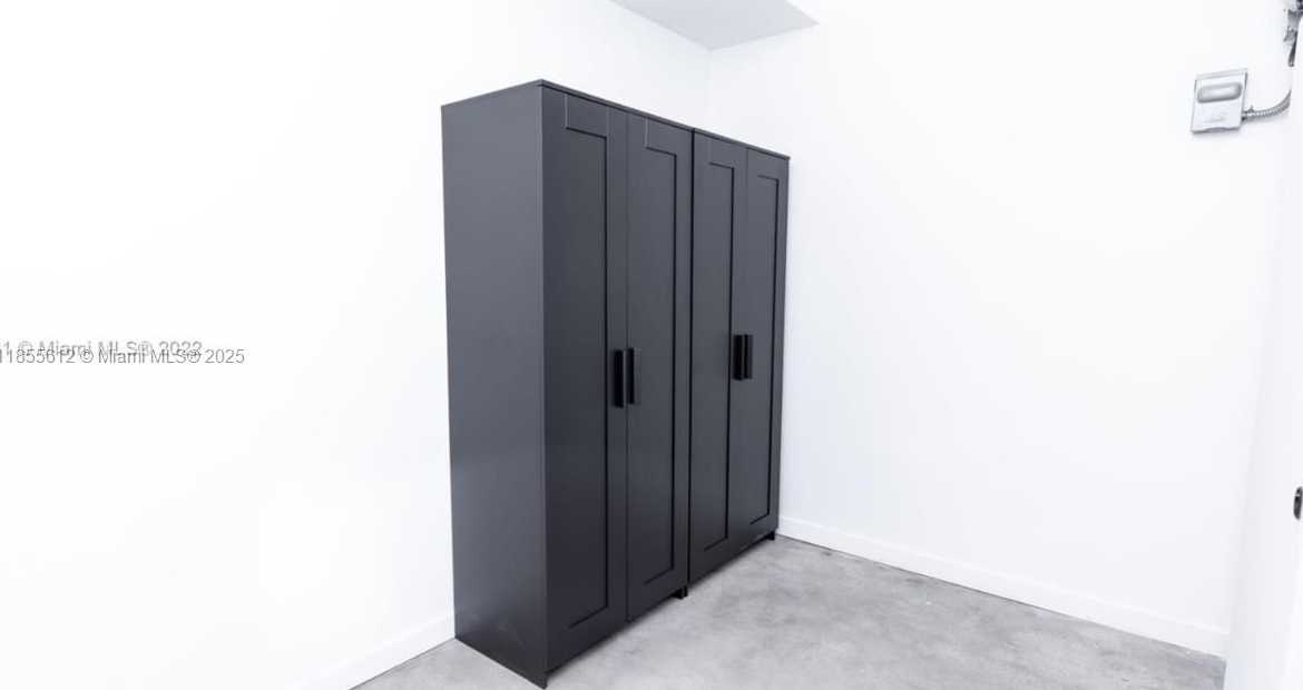 Small Image of 7101 NORTH EAST 4TH CT, Miami Number 13