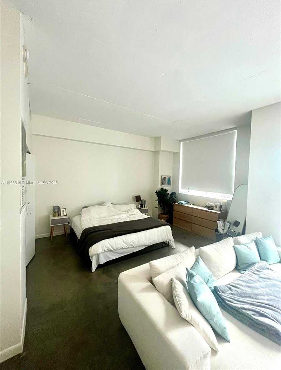 Small Image of 133 NORTH EAST 2ND AVE #809, Miami Number 8