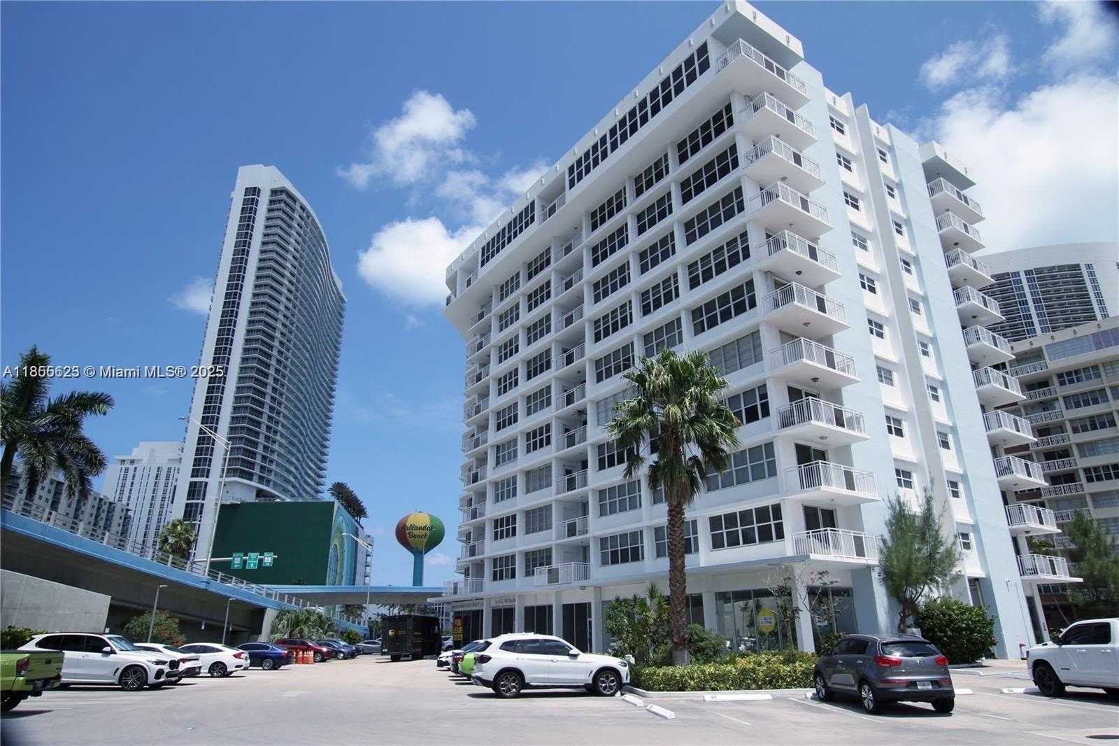 Small Image of 1801 SOUTH OCEAN DR #833, Hallandale Beach Number 11