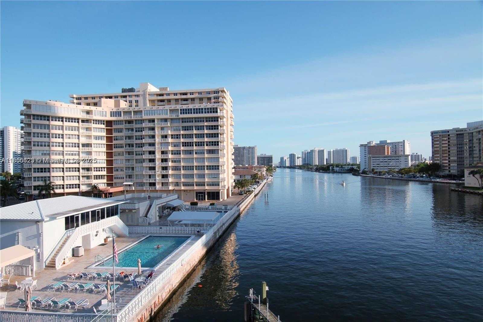 Small Image of 1801 SOUTH OCEAN DR #833, Hallandale Beach Number 13