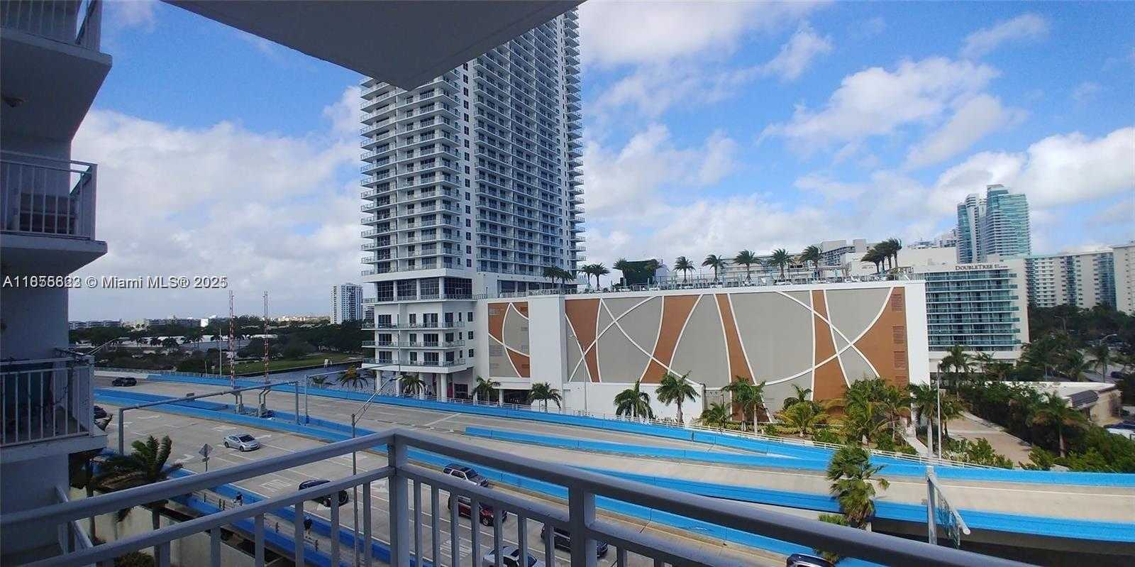 Small Image of 1801 SOUTH OCEAN DR #833, Hallandale Beach Number 23
