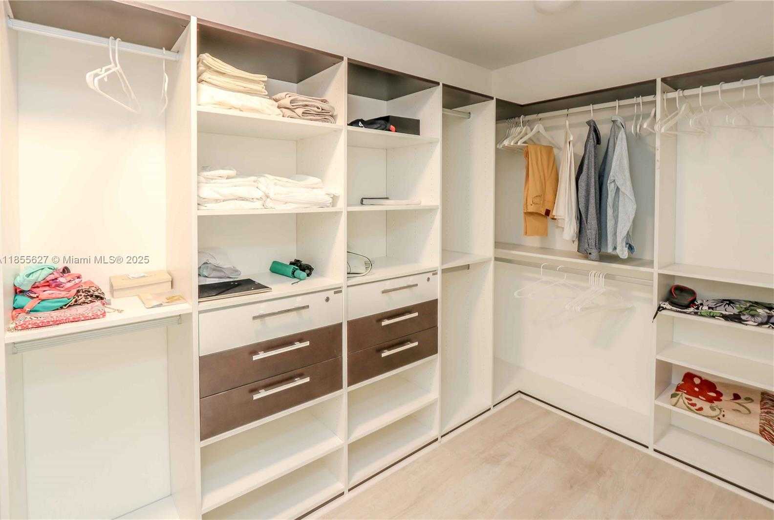 Small Image of 16500 COLLINS AVE #454, Sunny Isles Beach Number 15