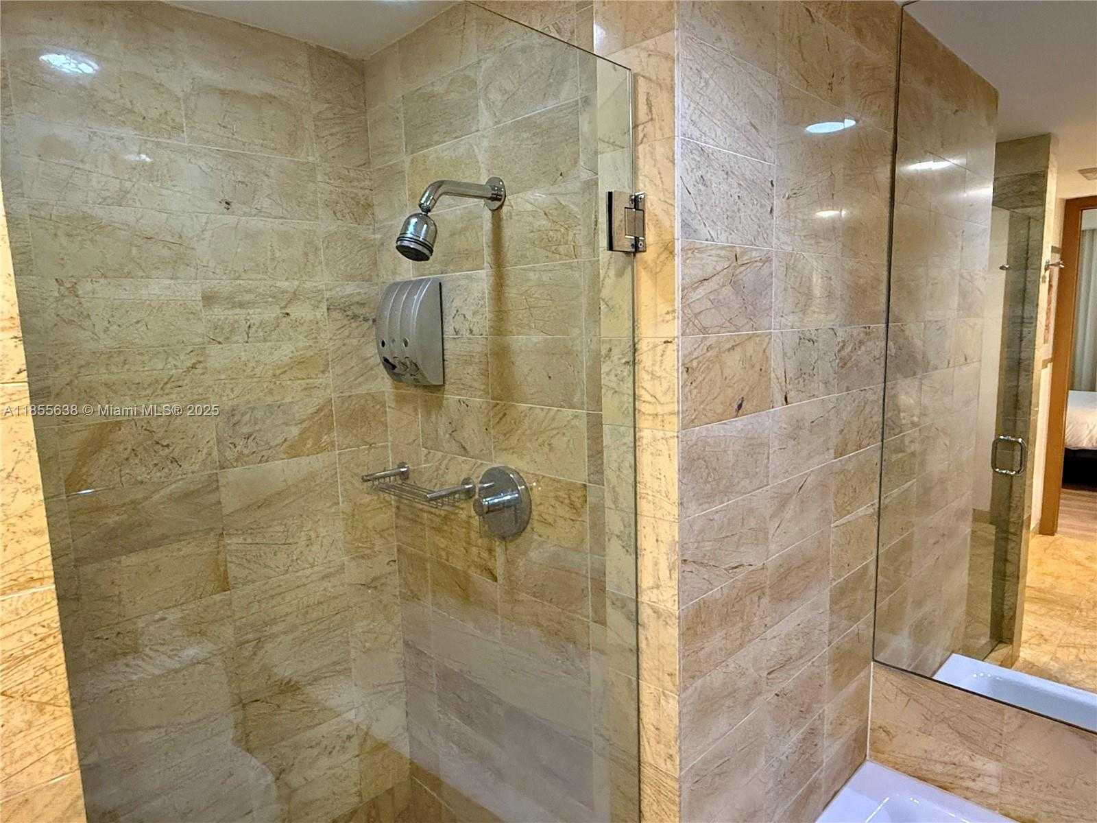 Small Image of 1395 BRICKELL AVE #3211, Miami Number 5