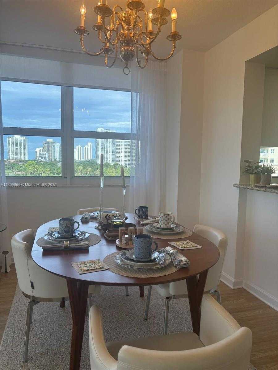 Small Image of 19501 WEST COUNTRY CLUB DR #714, Aventura Number 14