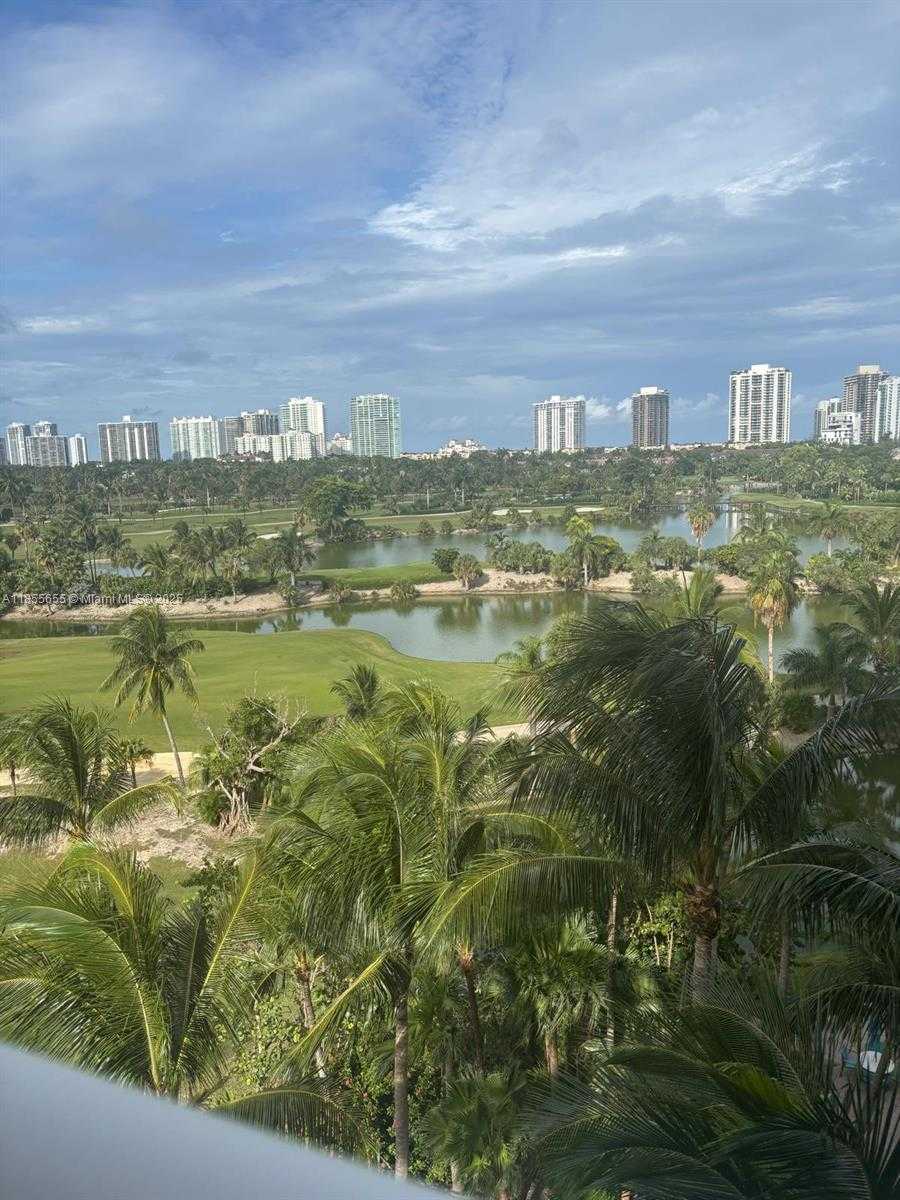 Small Image of 19501 WEST COUNTRY CLUB DR #714, Aventura Number 3