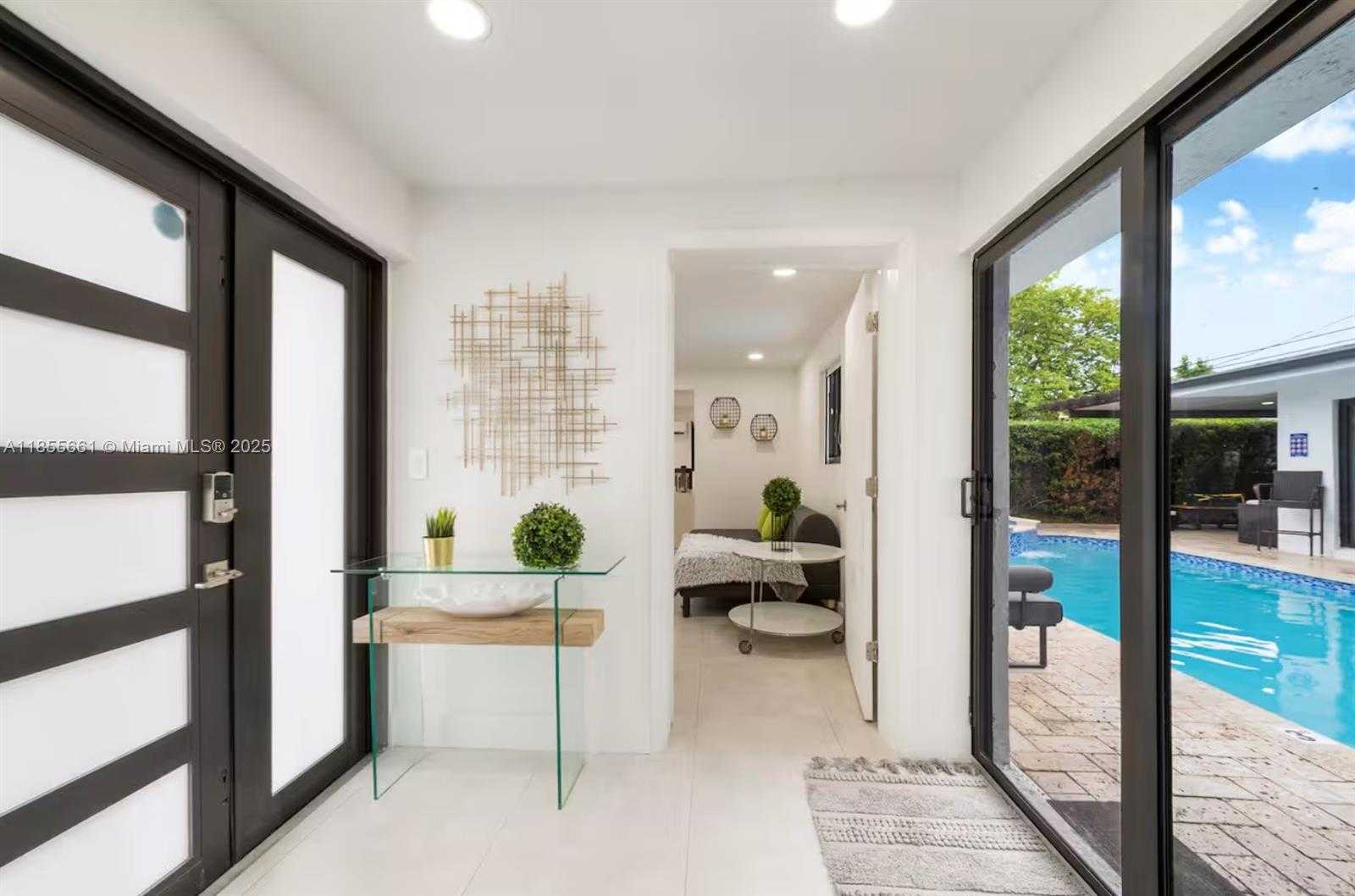 Small Image of 9426 CARIBBEAN BLVD, Cutler Bay Number 2