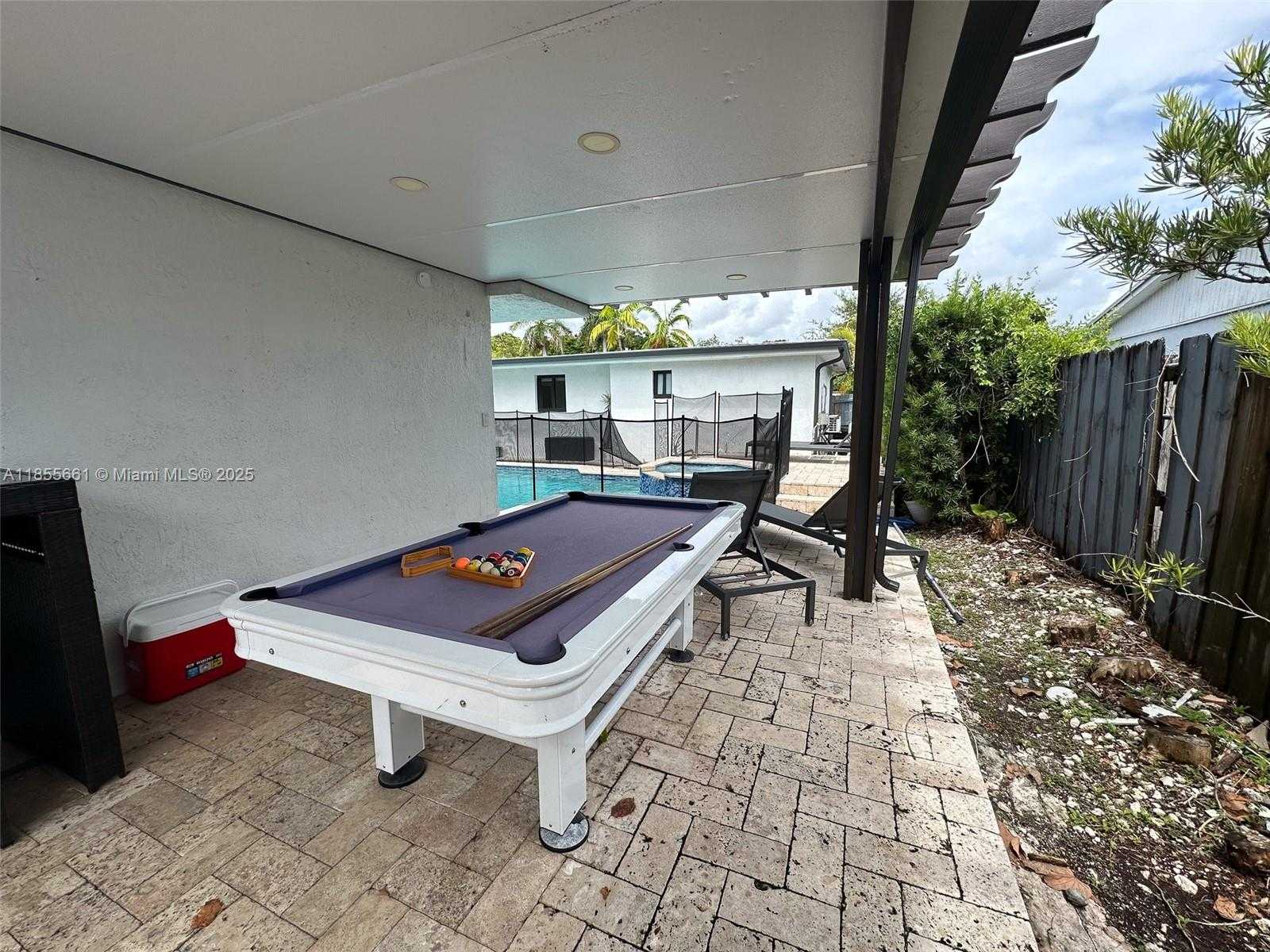 Small Image of 9426 CARIBBEAN BLVD, Cutler Bay Number 37