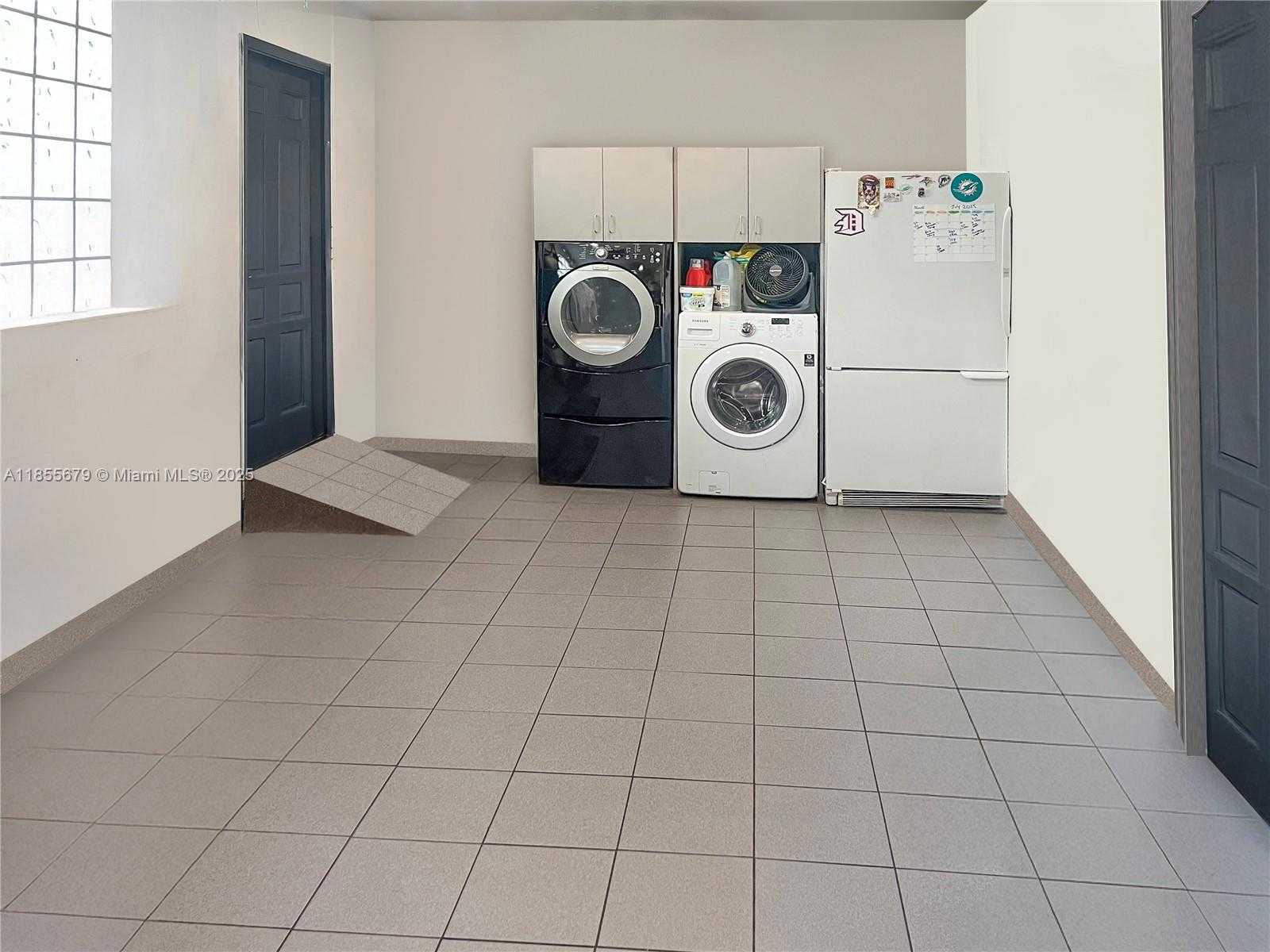 Small Image of 4611 SOUTH WEST 82ND CT, Miami Number 20