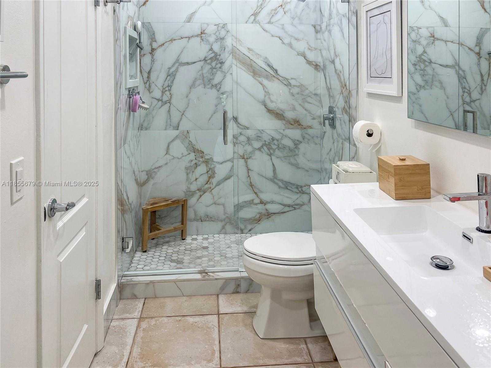 Small Image of 4611 SOUTH WEST 82ND CT, Miami Number 26