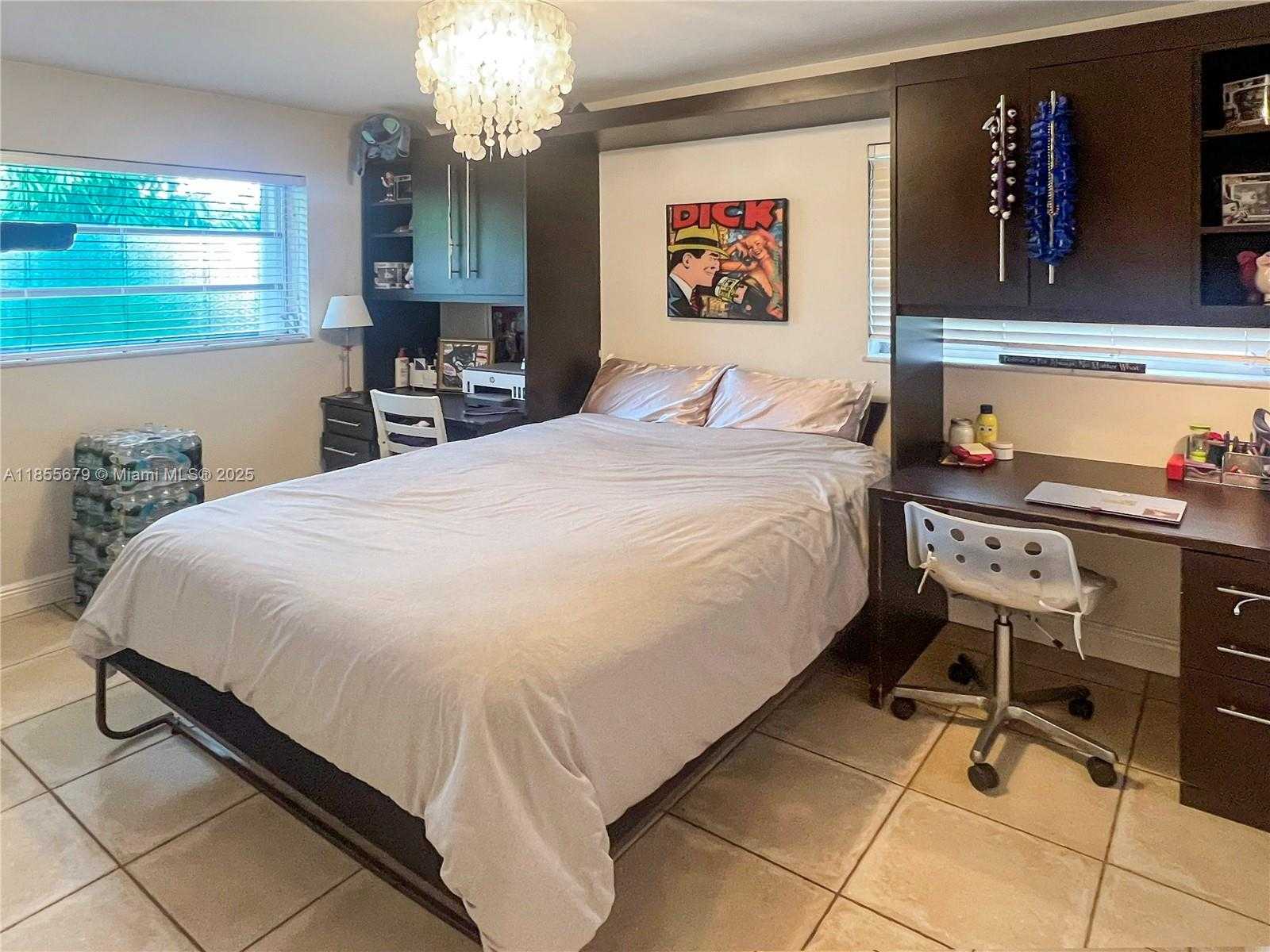 Small Image of 4611 SOUTH WEST 82ND CT, Miami Number 28